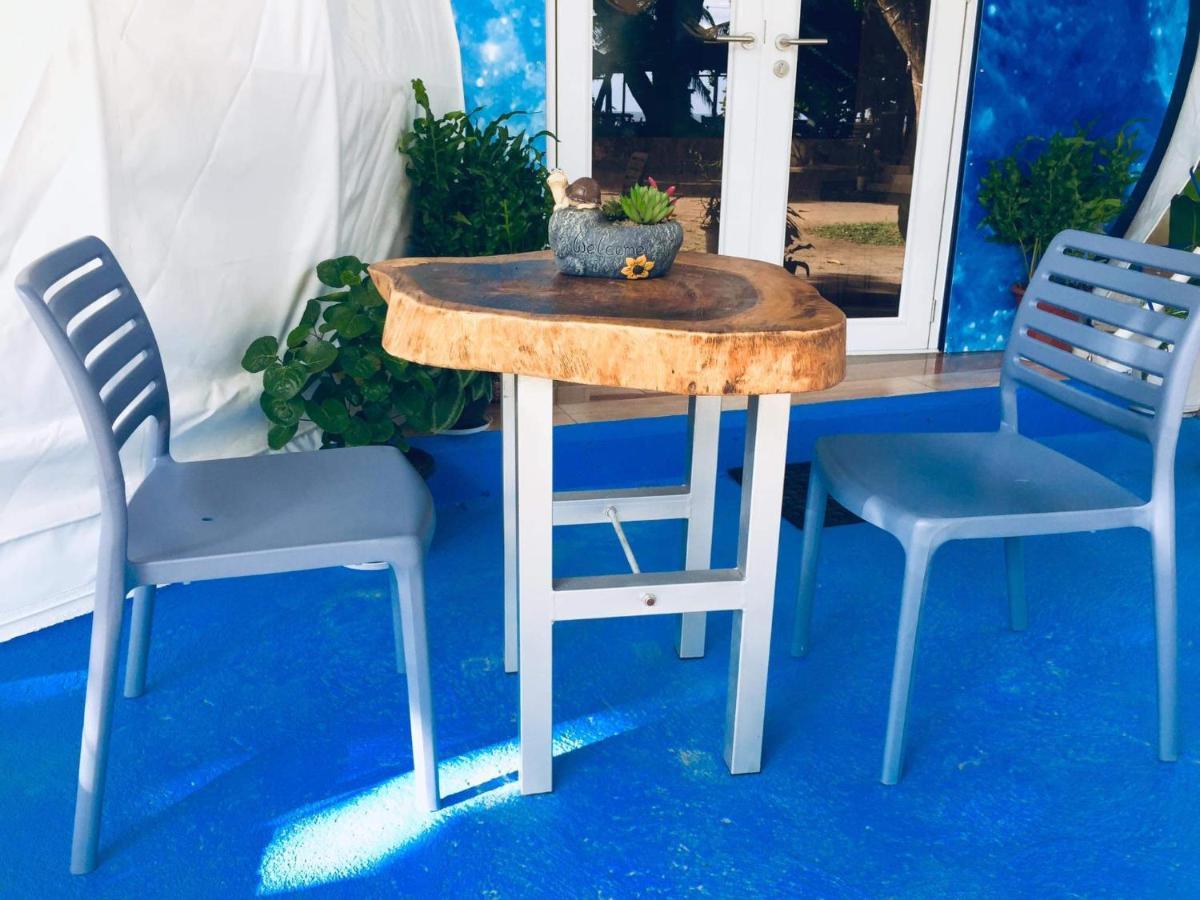Shenanigans Glamping Resort Zamboanguita  Екстер'єр фото