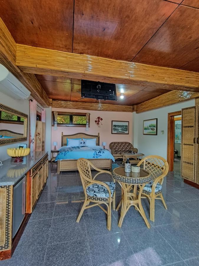 Shenanigans Glamping Resort Zamboanguita  Екстер'єр фото