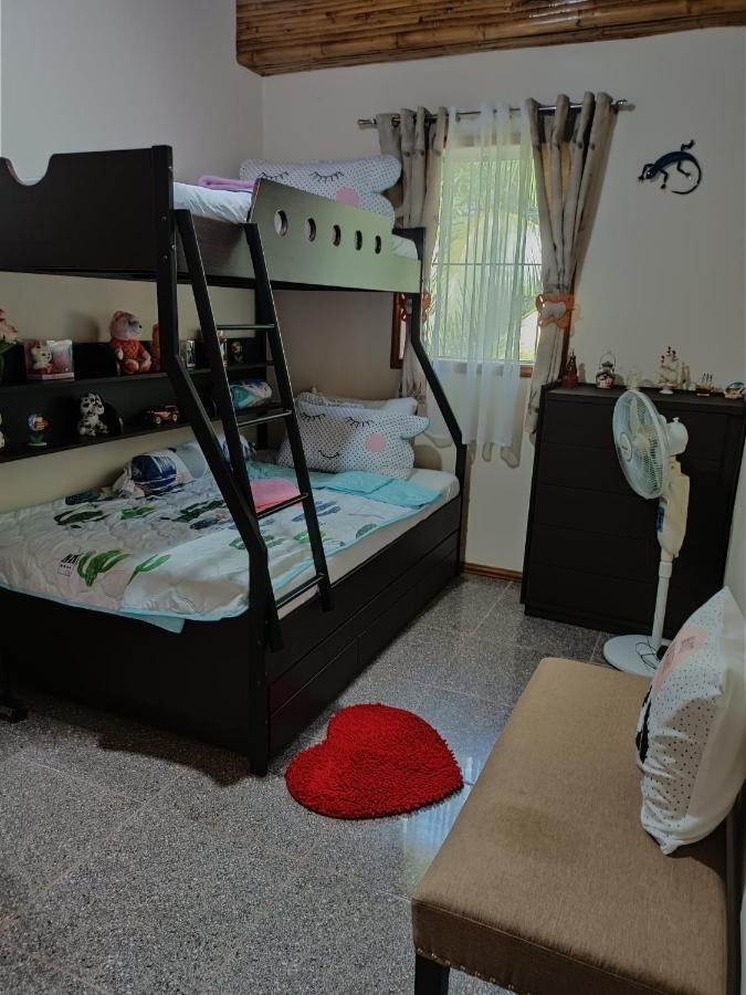 Shenanigans Glamping Resort Zamboanguita  Екстер'єр фото