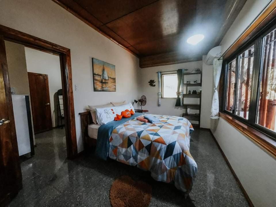Shenanigans Glamping Resort Zamboanguita  Екстер'єр фото