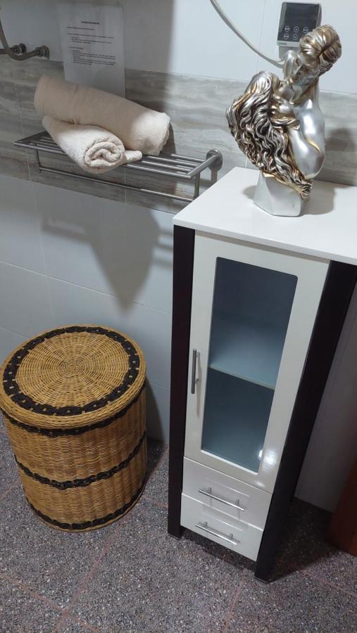 Shenanigans Glamping Resort Zamboanguita  Екстер'єр фото