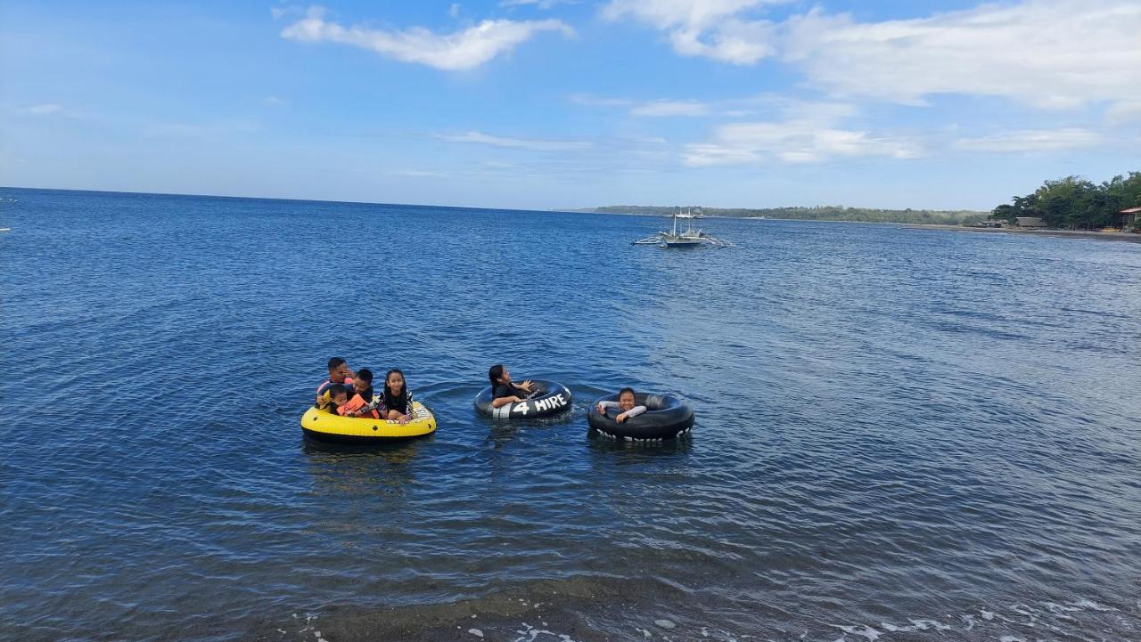 Shenanigans Glamping Resort Zamboanguita  Екстер'єр фото